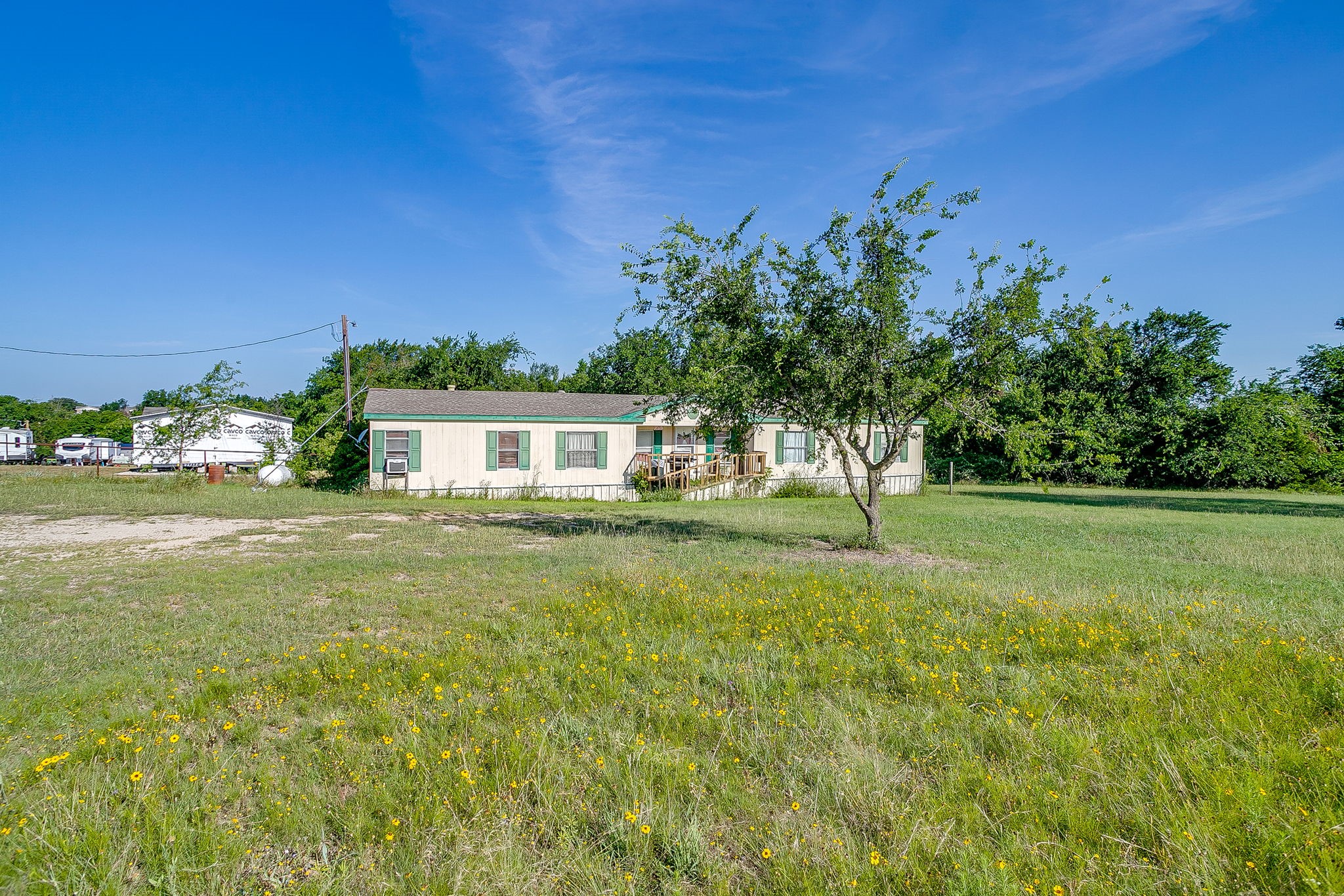 127 Lelon Lane Springtown TX 76082
