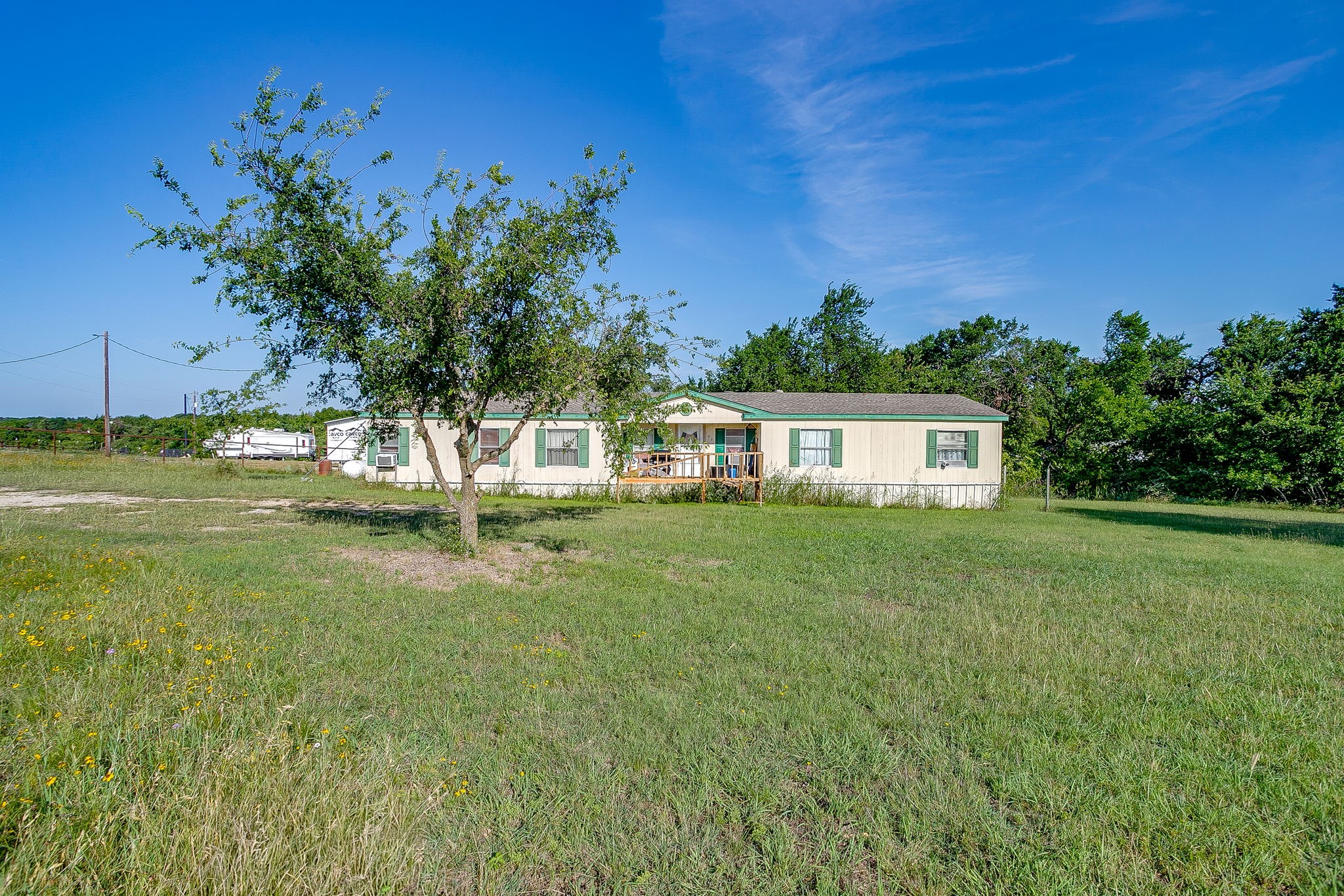 127 Lelon Lane Springtown TX 76082