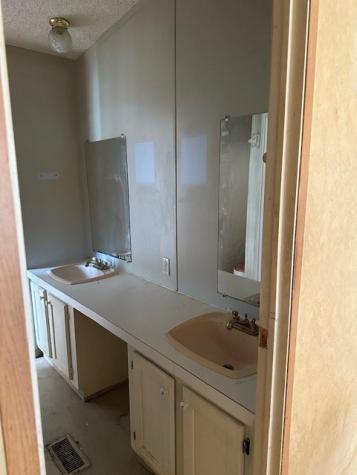 6827 Spring Branch Drive Krum TX 76249