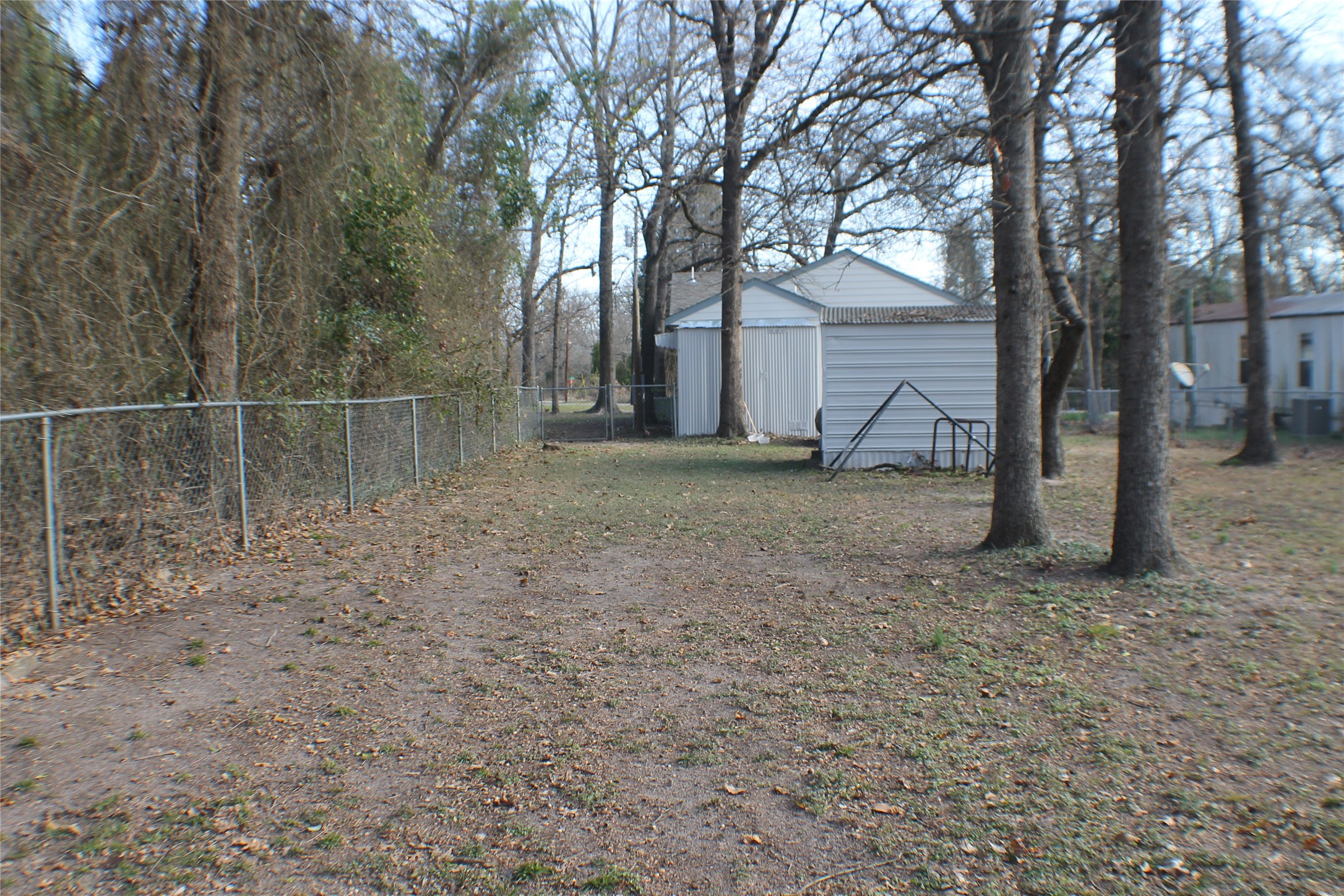 5233 Sam Houston Log Cabin TX 75148