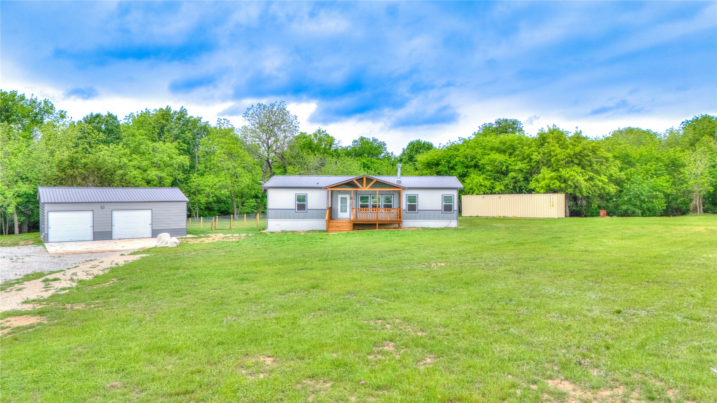135 Lelon Lane Springtown TX 76082