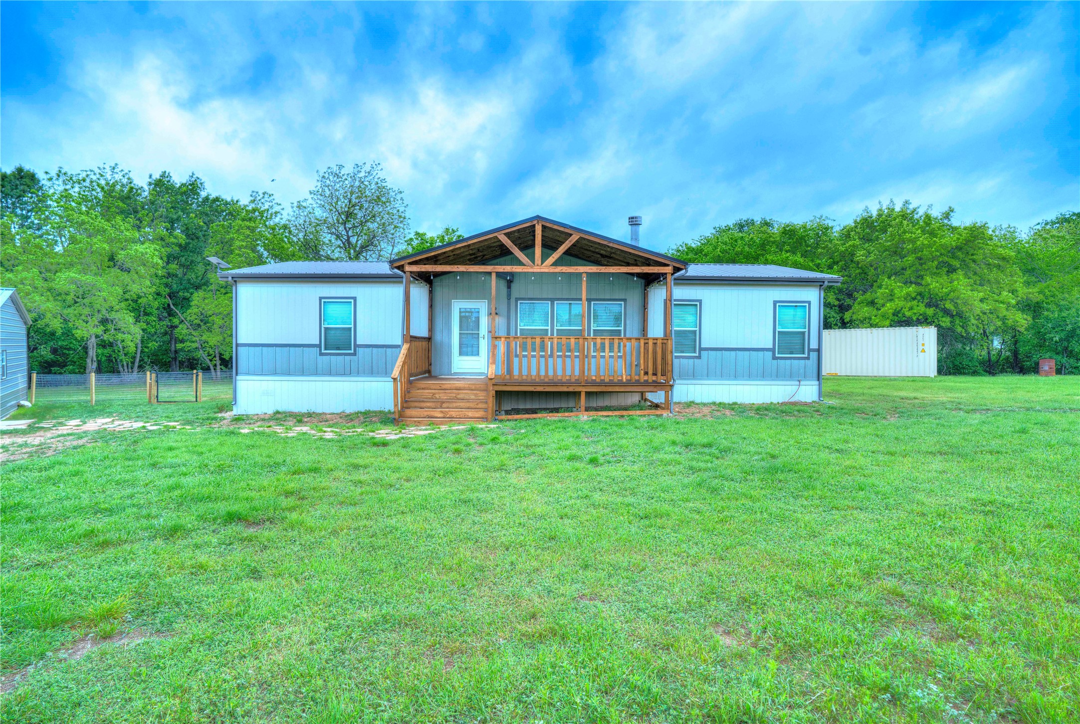 135 Lelon Lane Springtown TX 76082