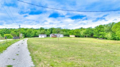 135 Lelon Lane Springtown TX 76082