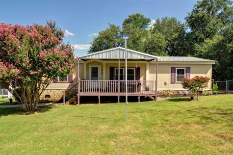 2205 Angelina Street Granbury TX 76048