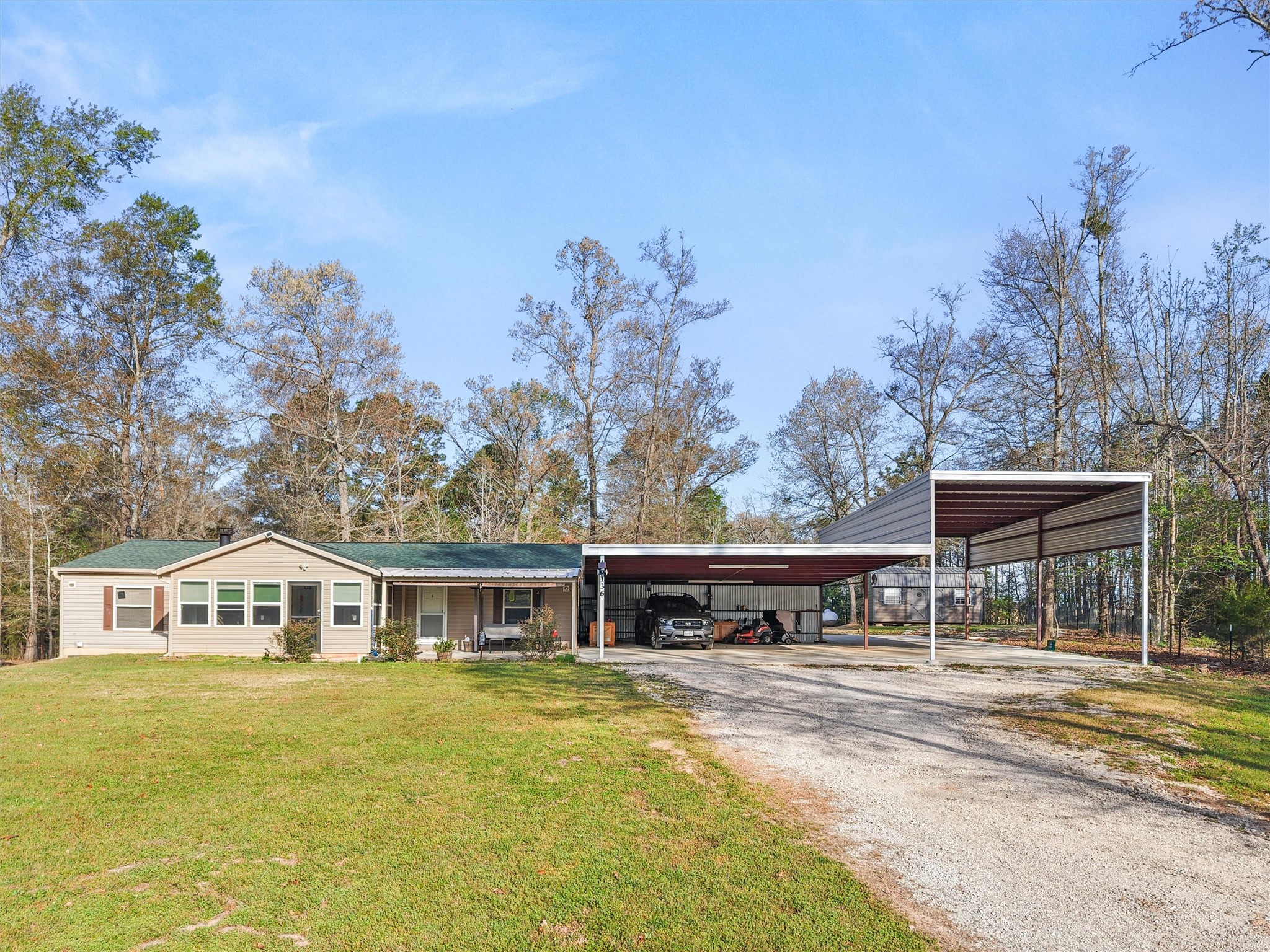 136 W Basil Drive Diana TX 75640