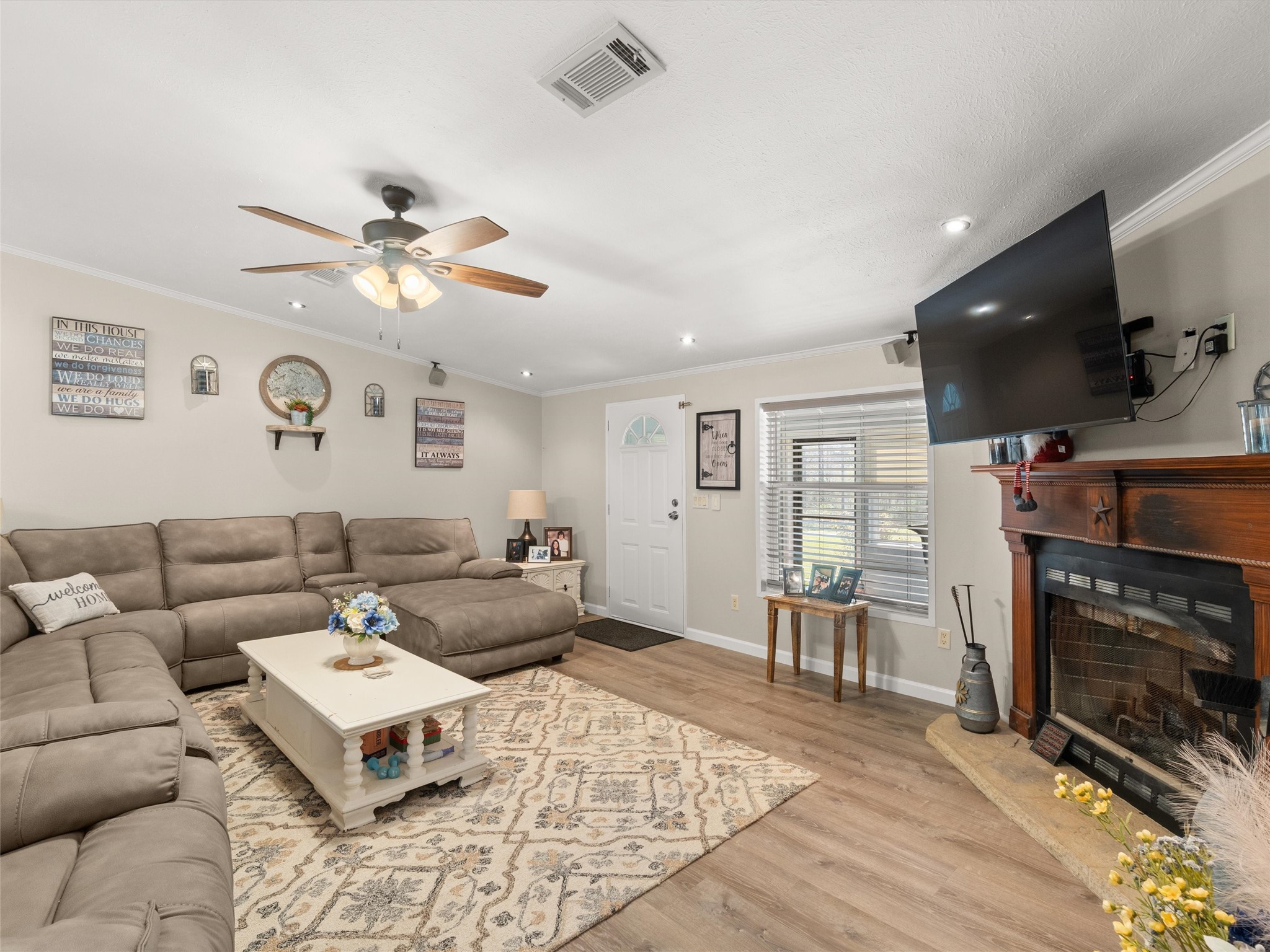 136 W Basil Drive Diana TX 75640