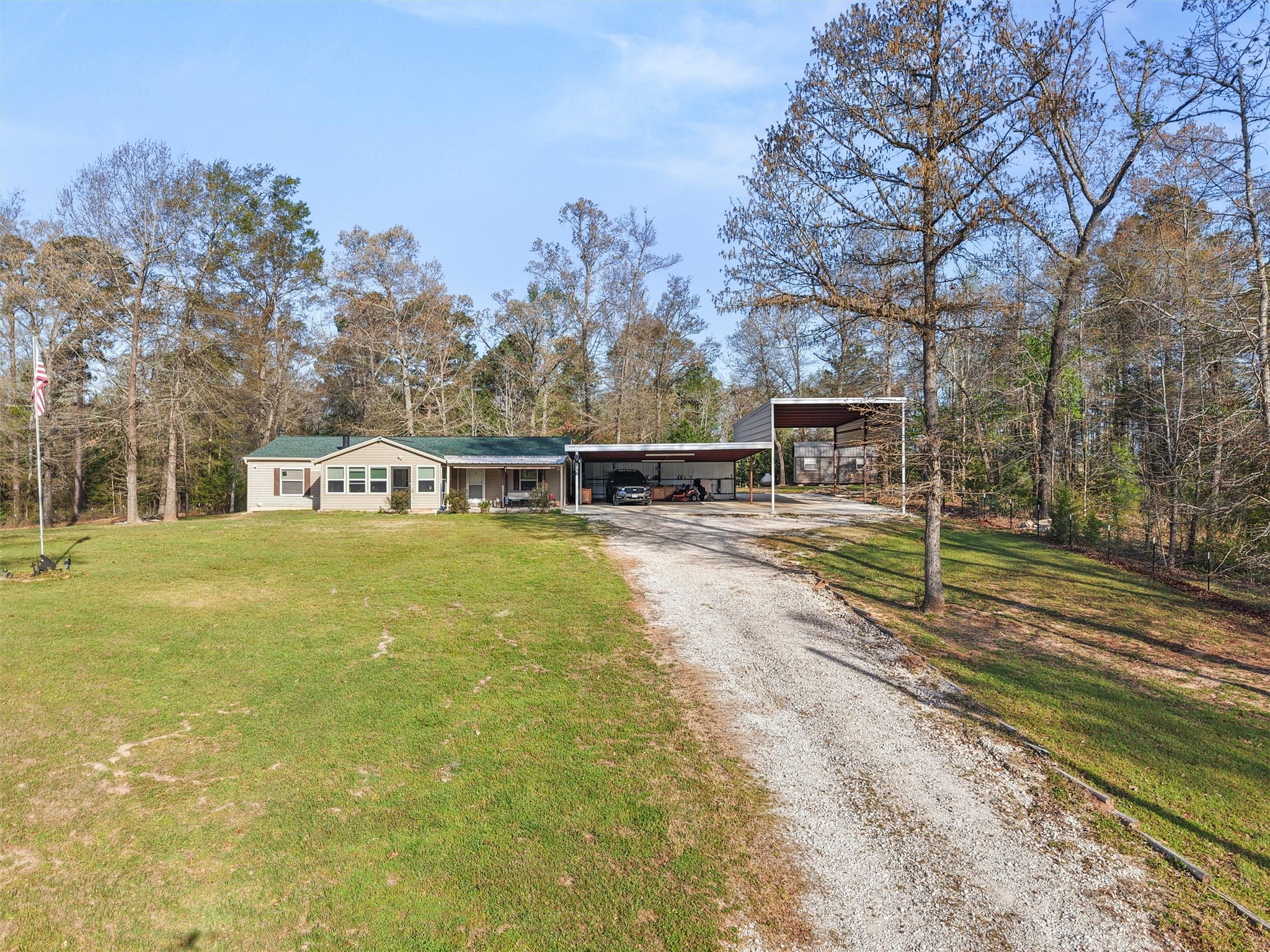136 W Basil Drive Diana TX 75640