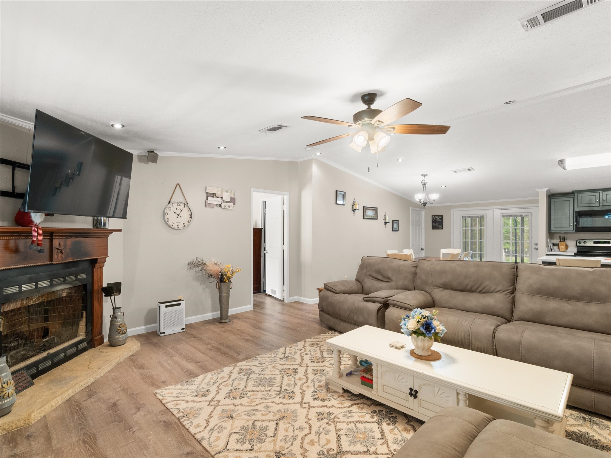 136 W Basil Drive Diana TX 75640