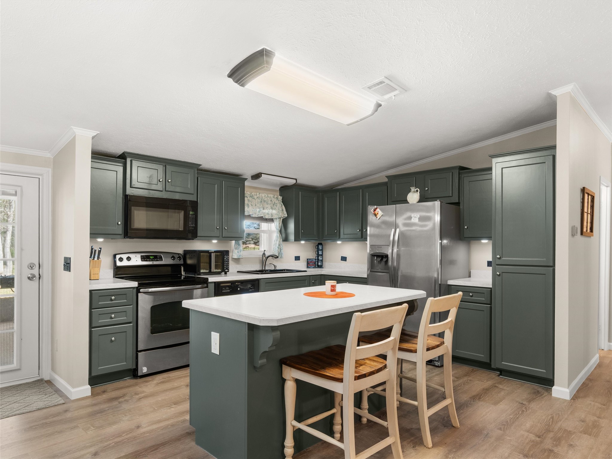 136 W Basil Drive Diana TX 75640