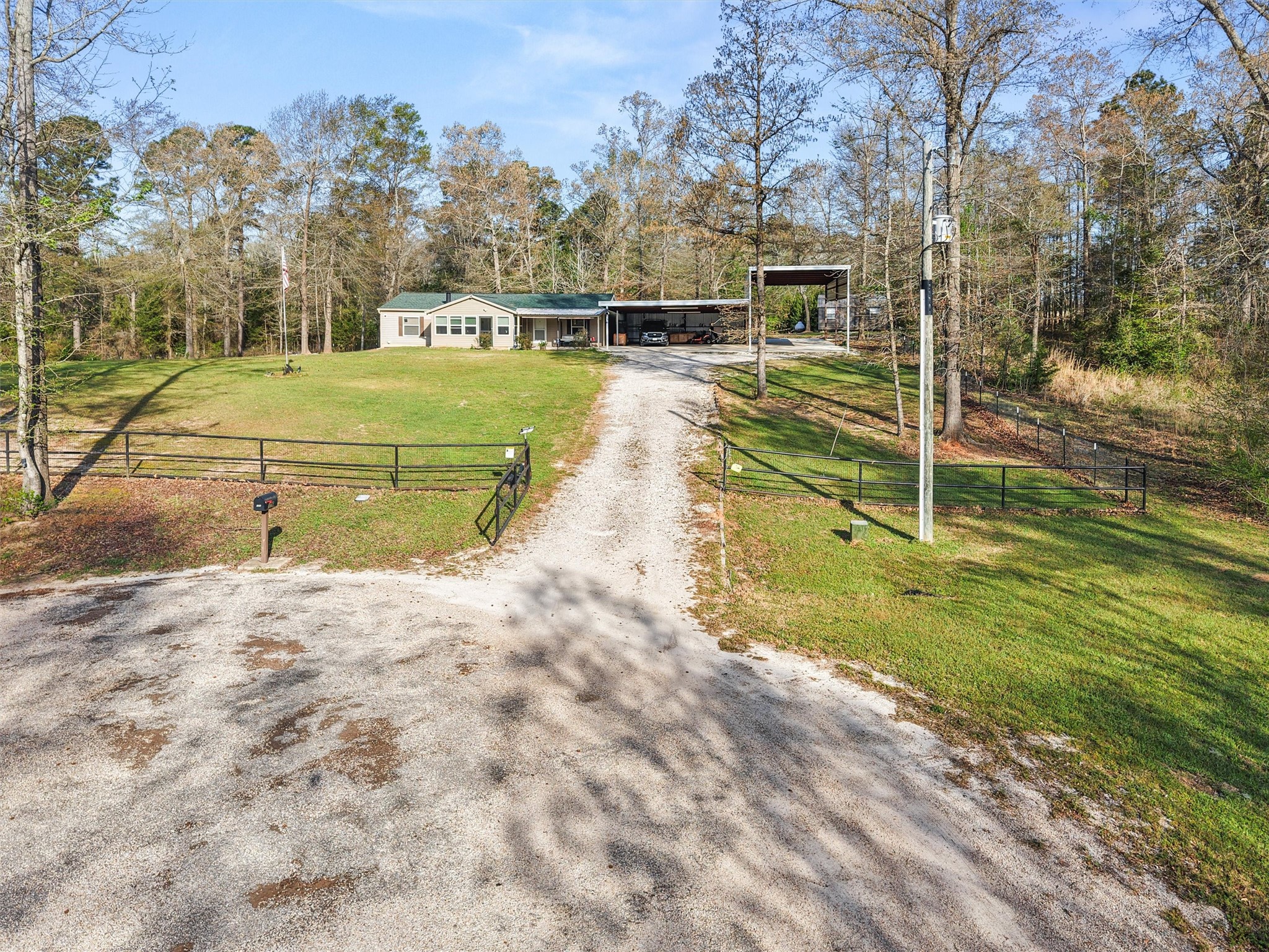 136 W Basil Drive Diana TX 75640