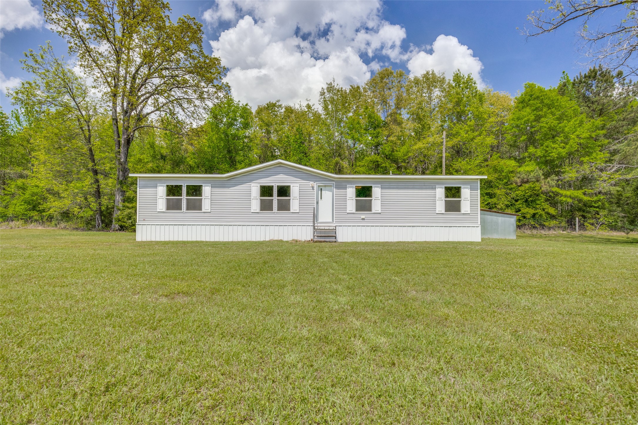 980 County Road 2619 Marietta TX 75566
