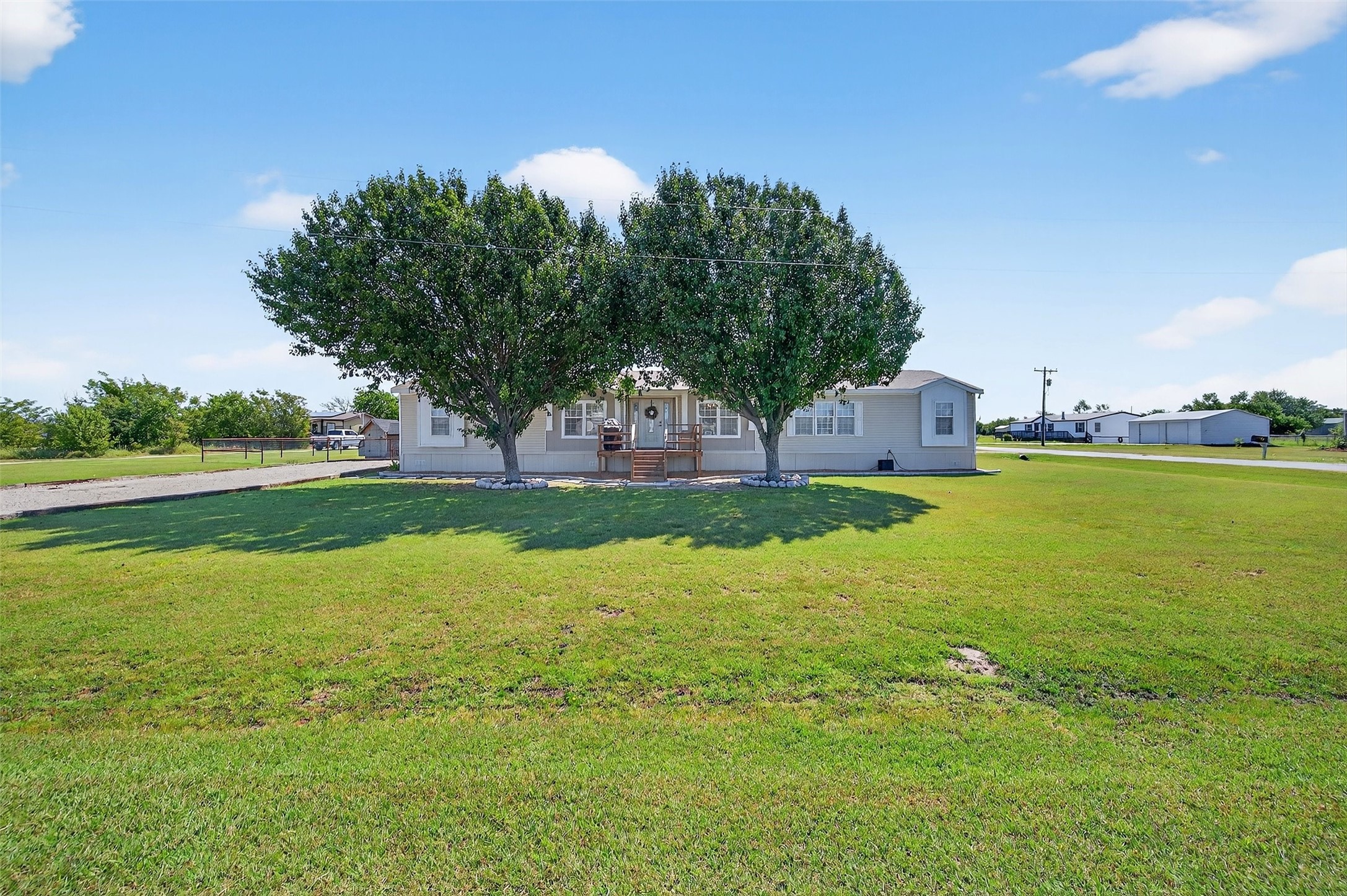 303 Oak Hollow Lane Sherman TX 75092