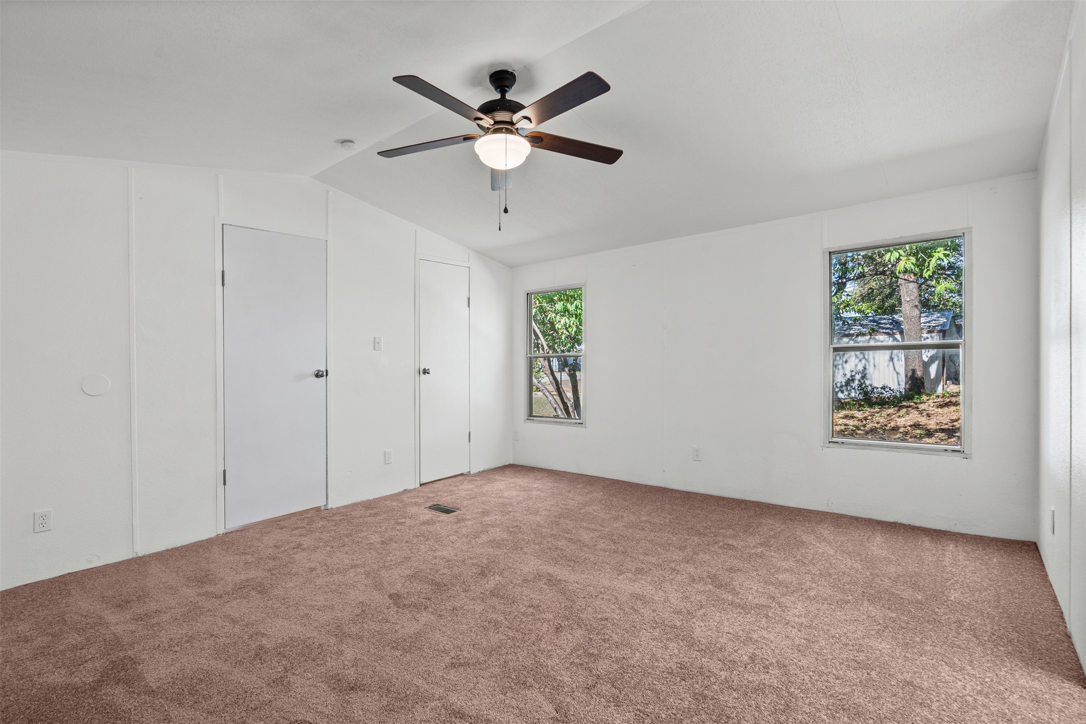6525 Blue Water Court Granbury TX 76049