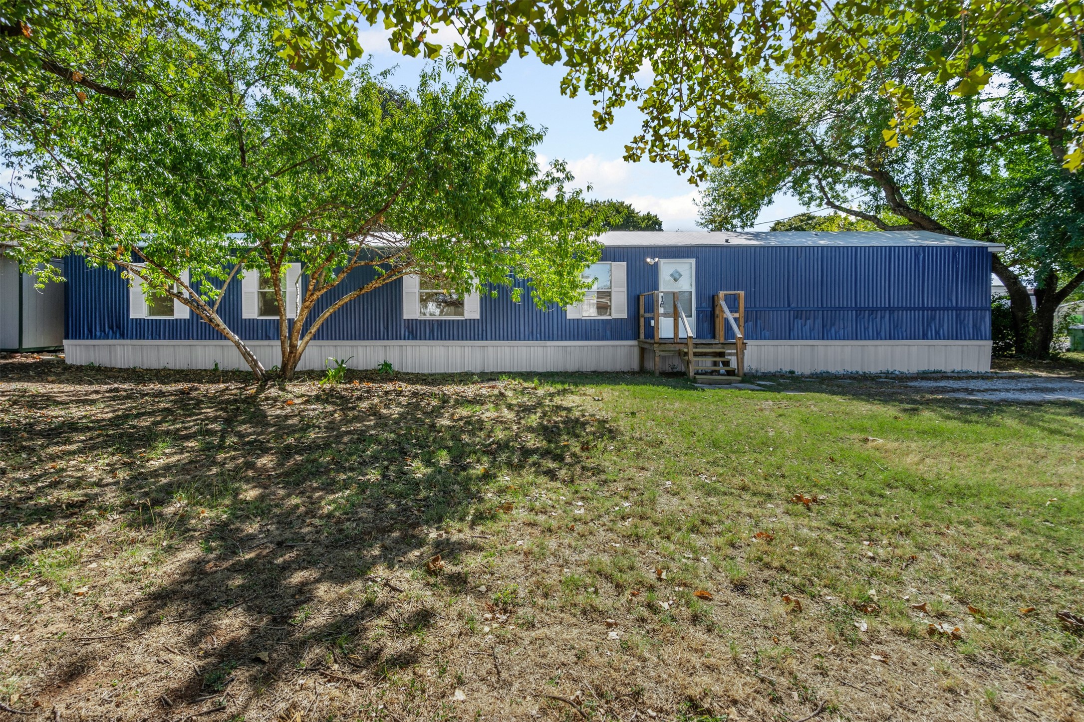 6525 Blue Water Court Granbury TX 76049
