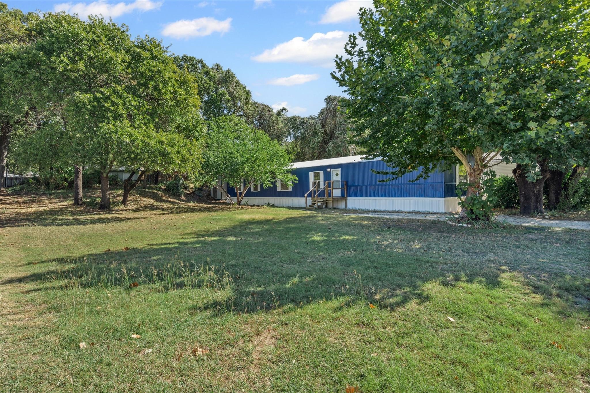 6525 Blue Water Court Granbury TX 76049