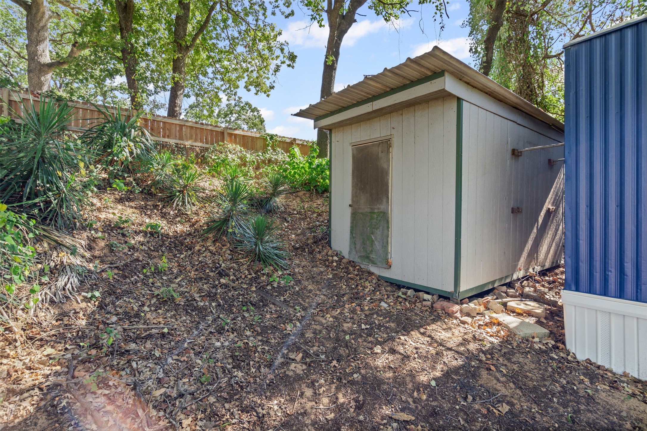 6525 Blue Water Court Granbury TX 76049