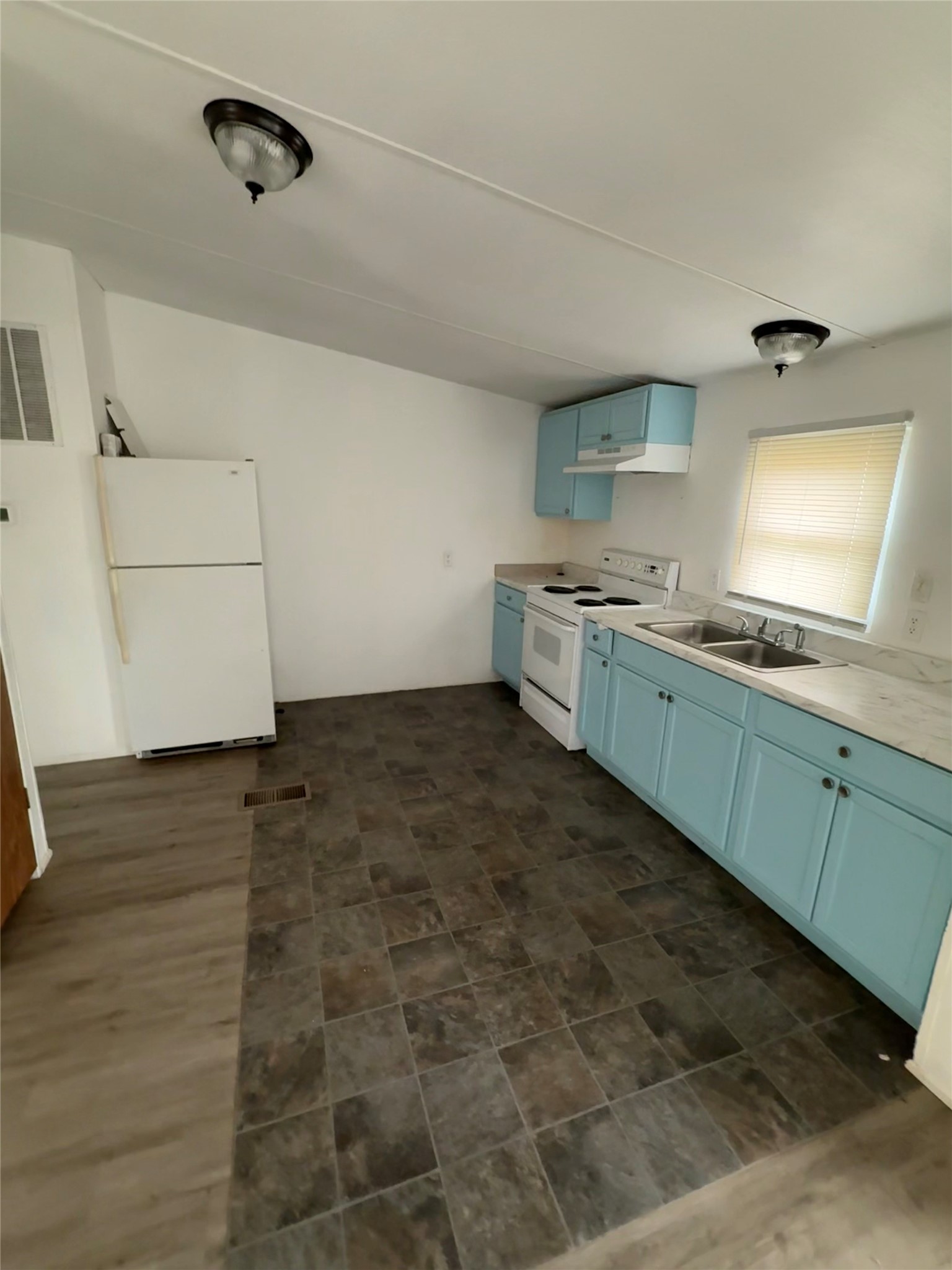 118 Happy Trail Court Rhome TX 76078