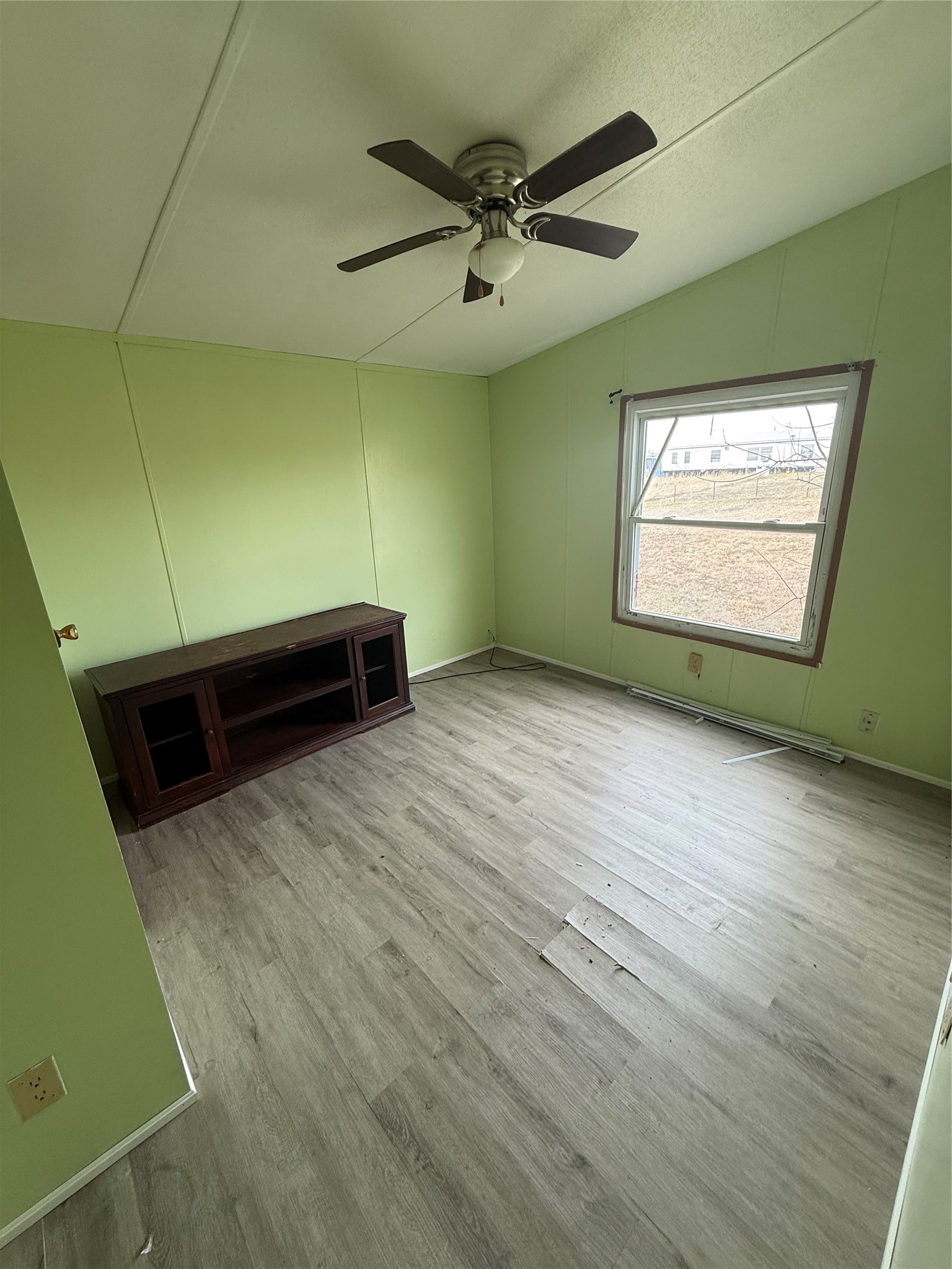 118 Happy Trail Court Rhome TX 76078