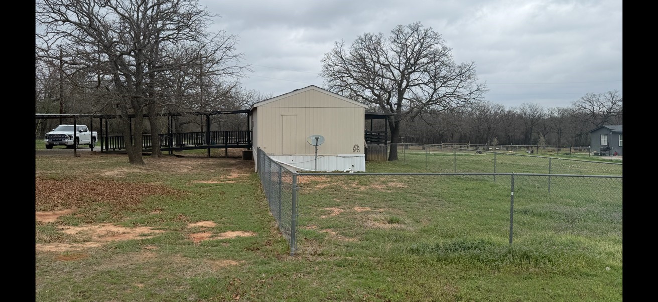 162 Private Road 3494 Paradise TX 76073