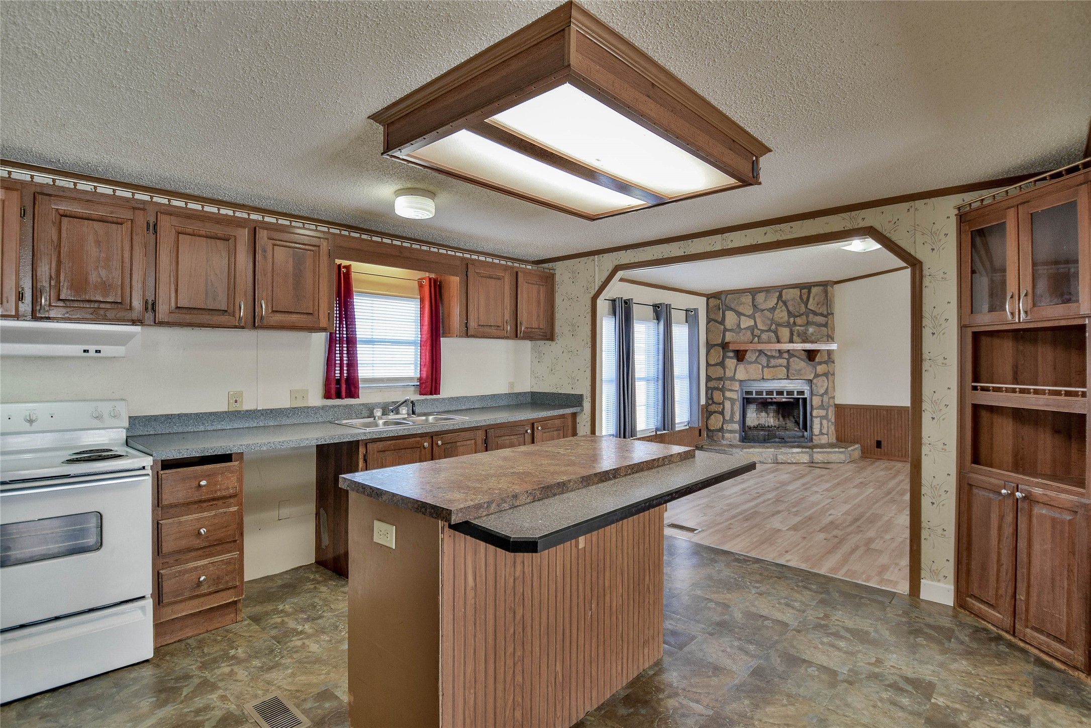 4040 Dillard Court Joshua TX 76058