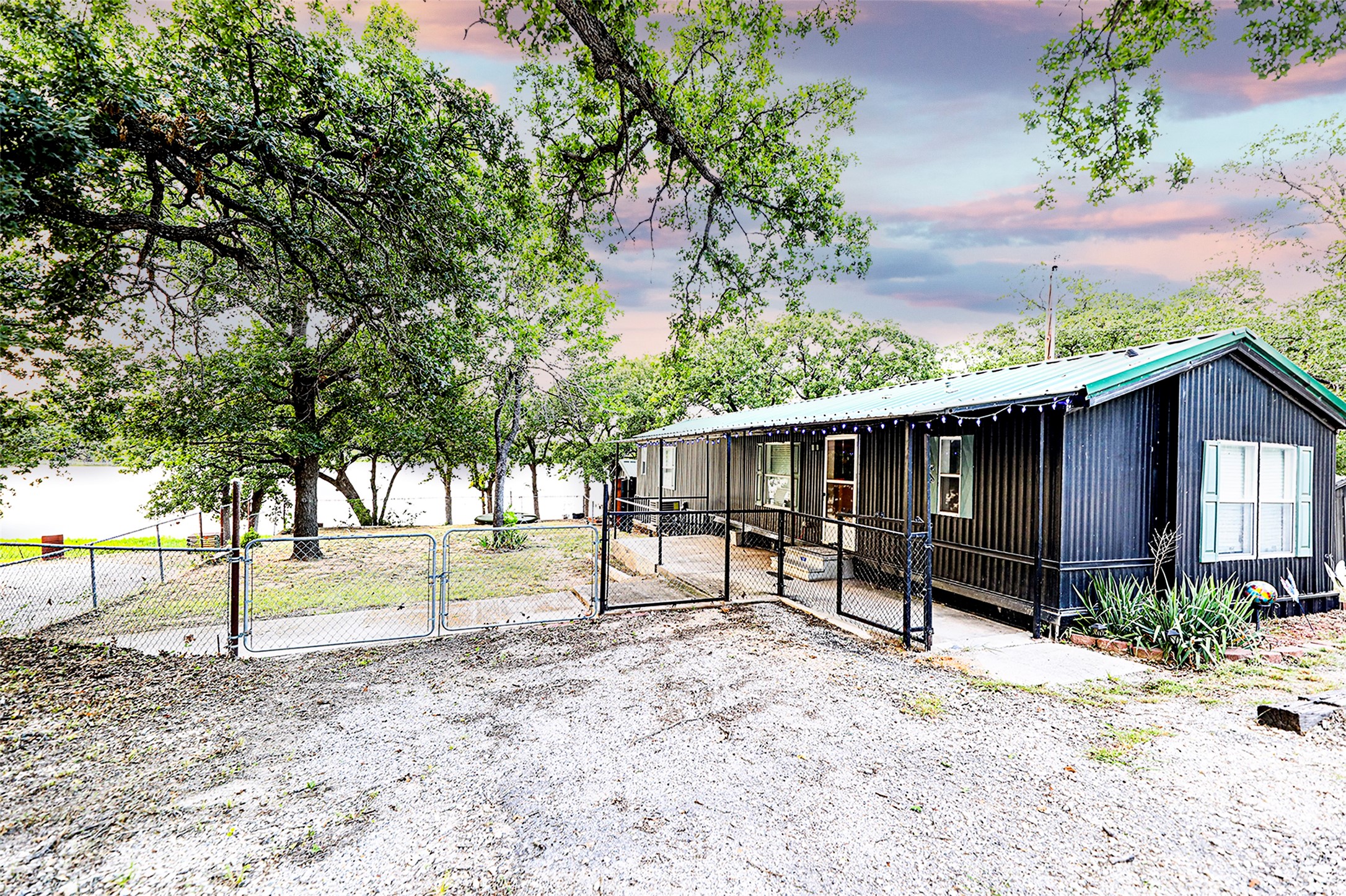 700 Frontier Street Bowie TX 76230
