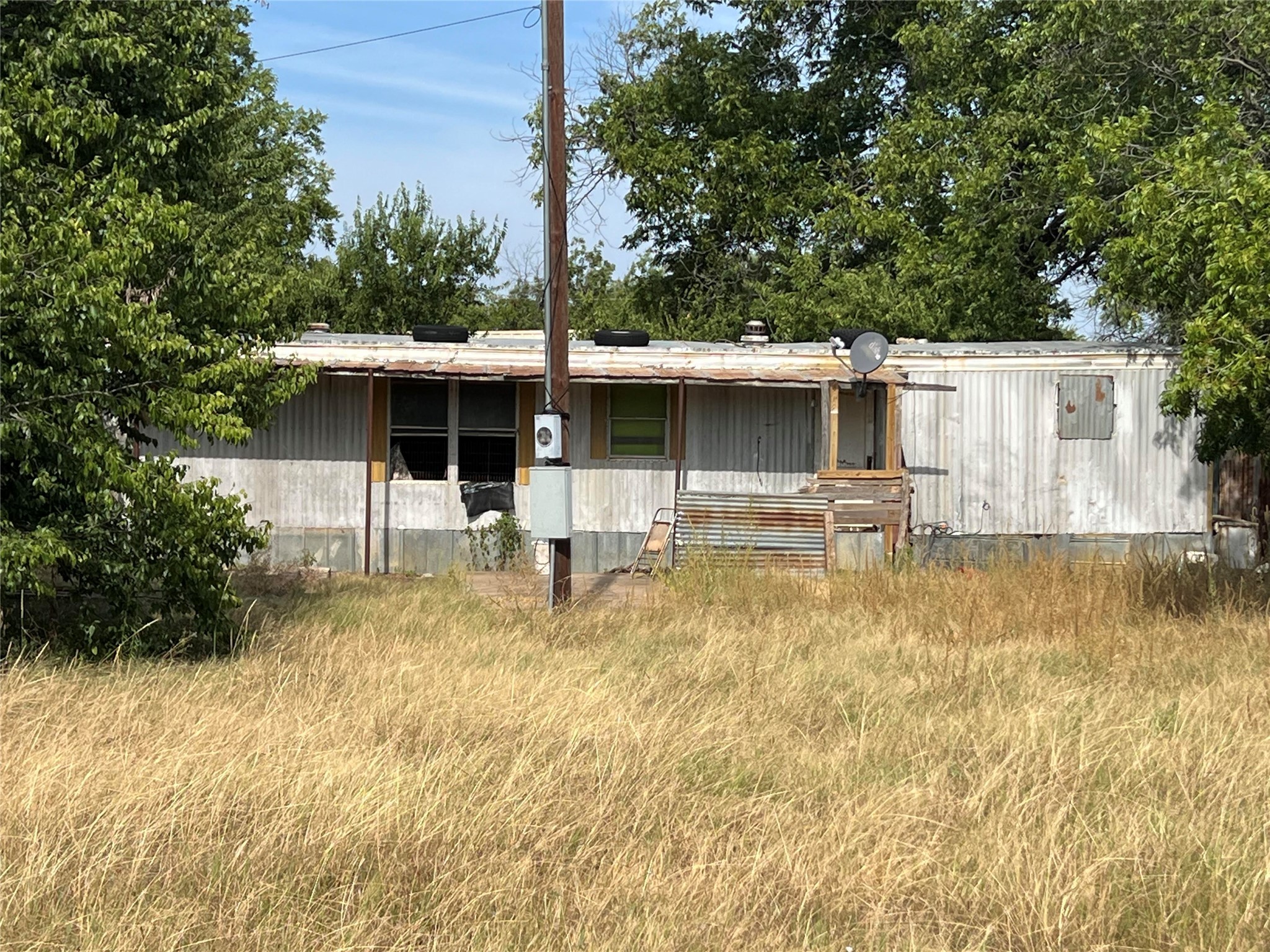 807 E 9th Street Coleman TX 76834