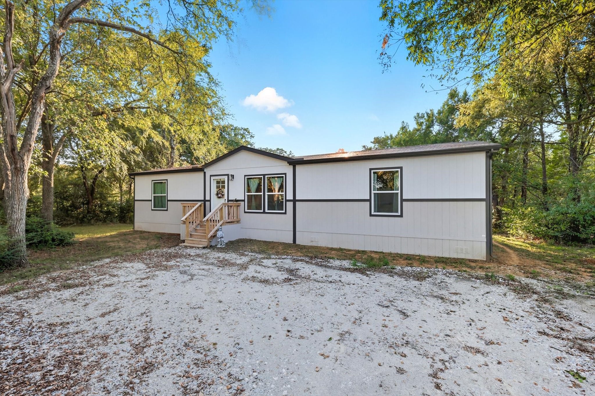 615 Cr 167 Whitesboro TX 76273