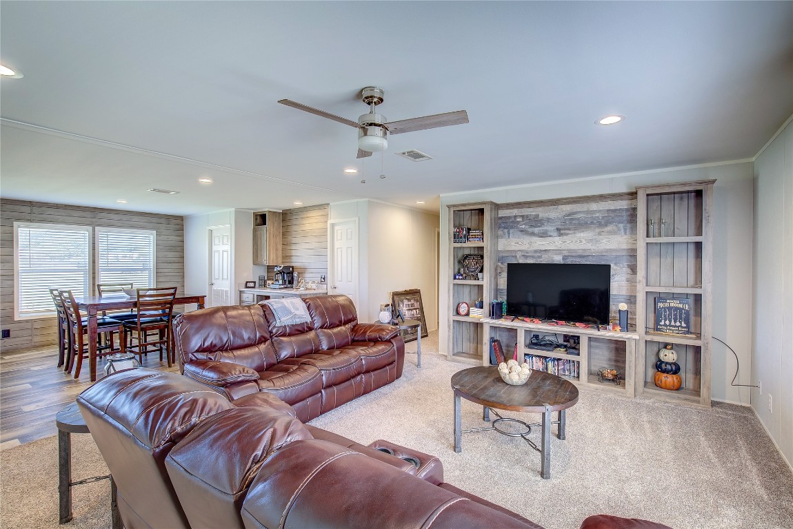 142 Brook Court Springtown TX 76082