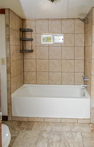 903 Battle Creek Road Granbury TX 76048