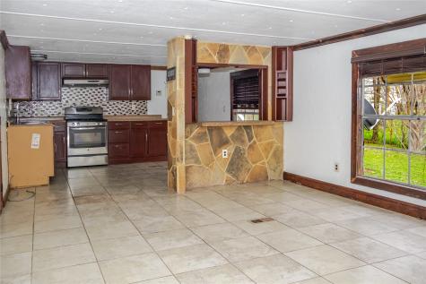 903 Battle Creek Road Granbury TX 76048