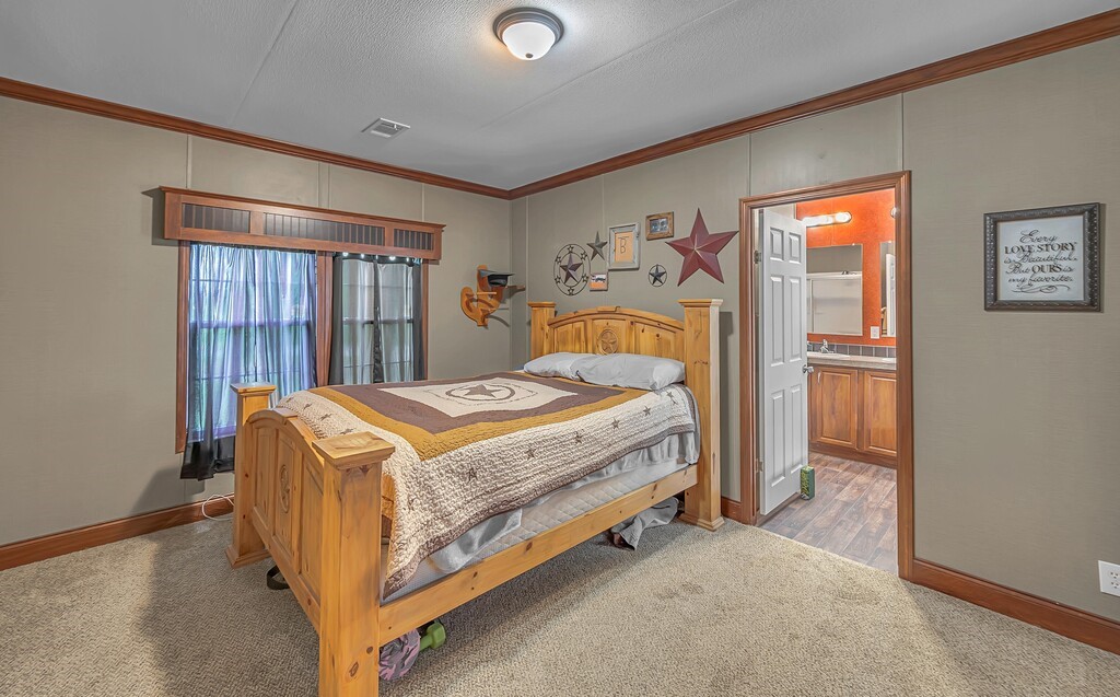1176 Blue Cut Road N Mcgregor TX 76657