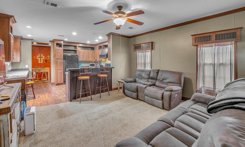 1176 Blue Cut Road N Mcgregor TX 76657