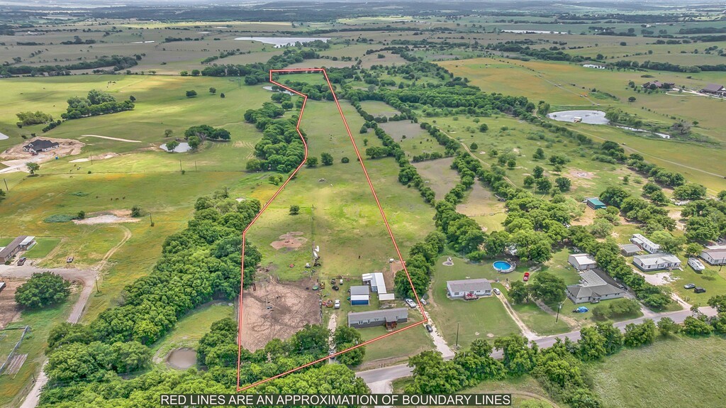 1176 Blue Cut Road N Mcgregor TX 76657