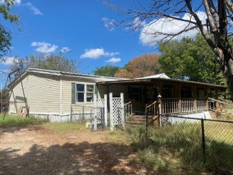 1308 Oakridge Road Azle TX 76020