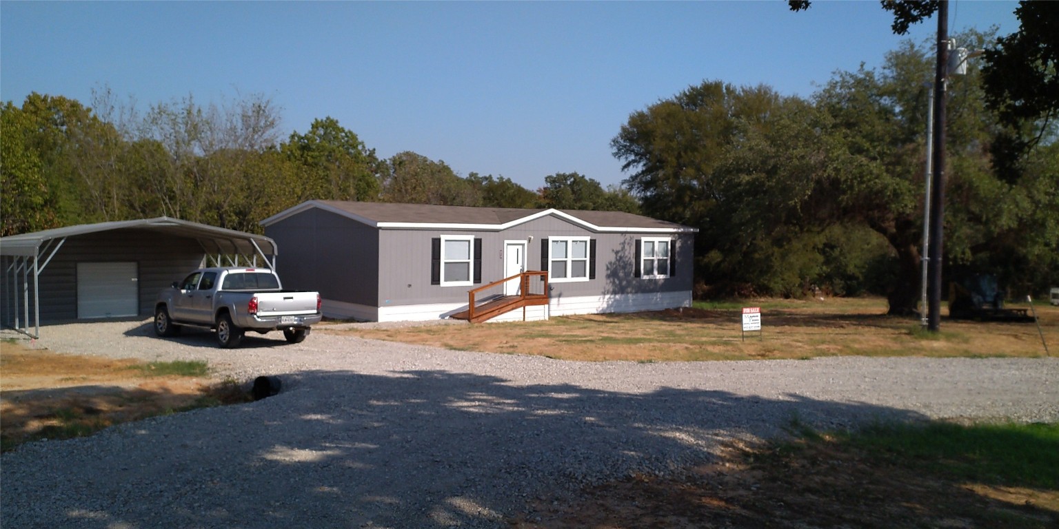 213 Hoover Lane Azle TX 76020