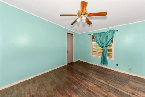 197 County Road 3382 Paradise TX 76073