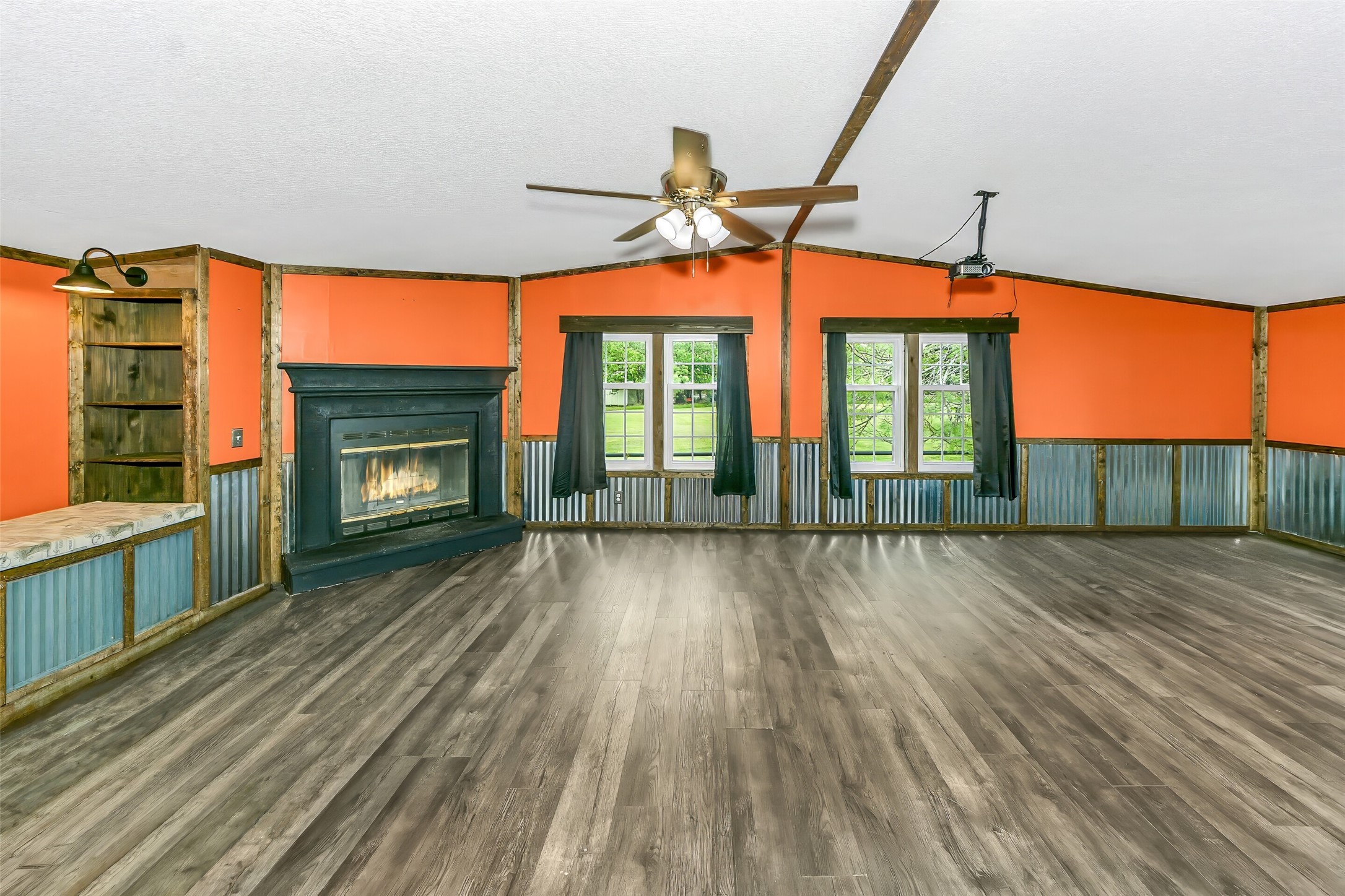 197 County Road 3382 Paradise TX 76073