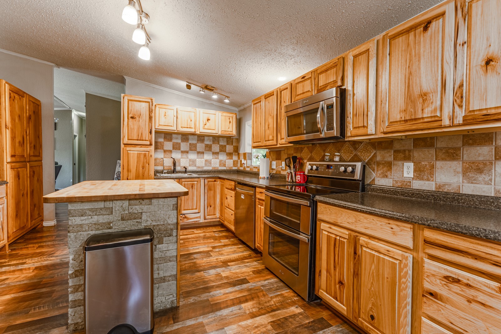 75 Southern Drive Mineral Wells TX 76067