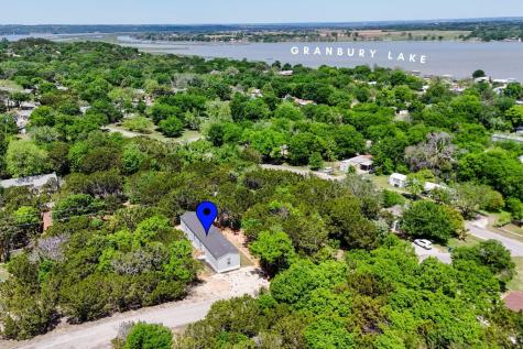 2610 Pinoak Street Granbury TX 76048