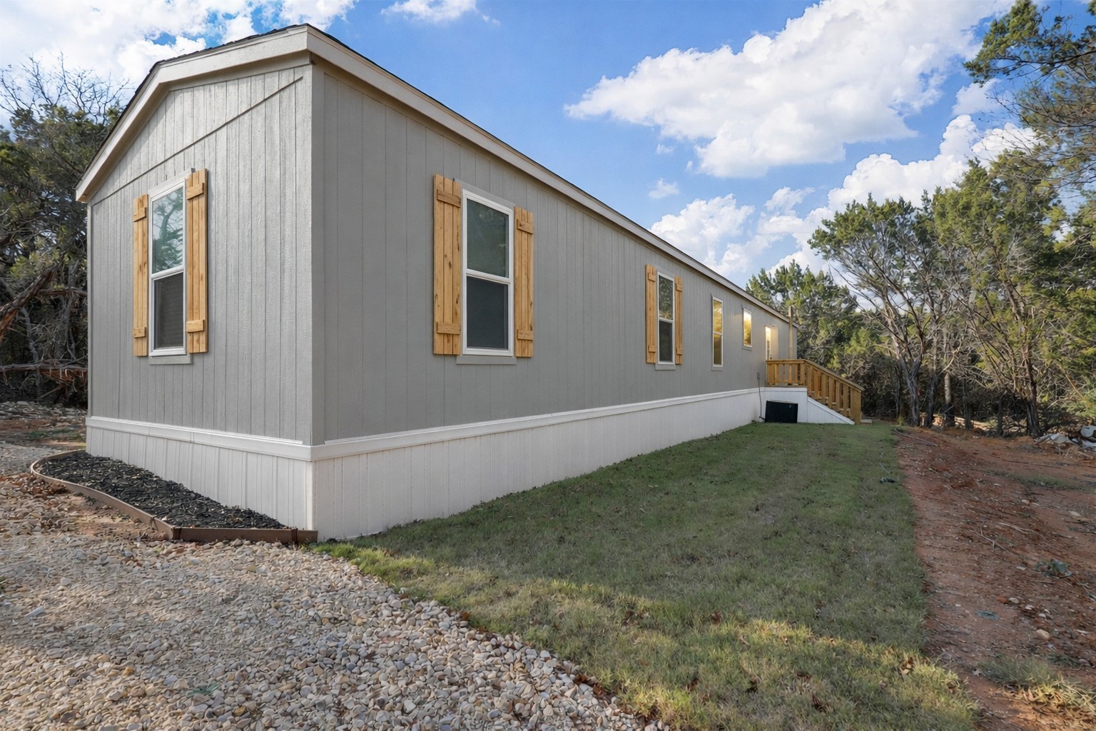2610 Pinoak Street Granbury TX 76048