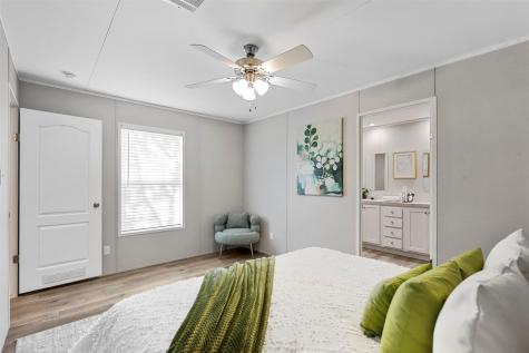 2610 Pinoak Street Granbury TX 76048