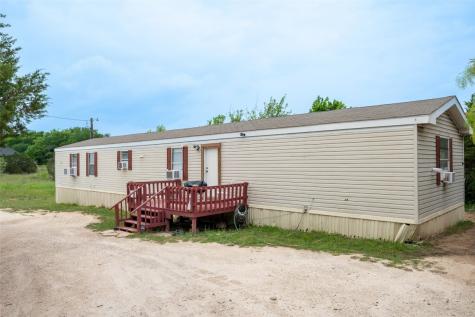 816 Ports O Call Drive Granbury TX 76048