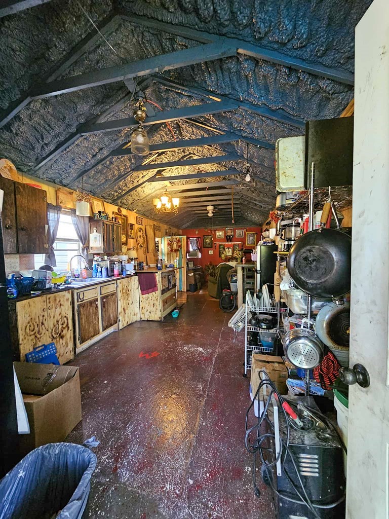 301 An County Road 1370 Palestine TX 75801