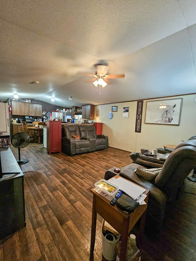 301 An County Road 1370 Palestine TX 75801