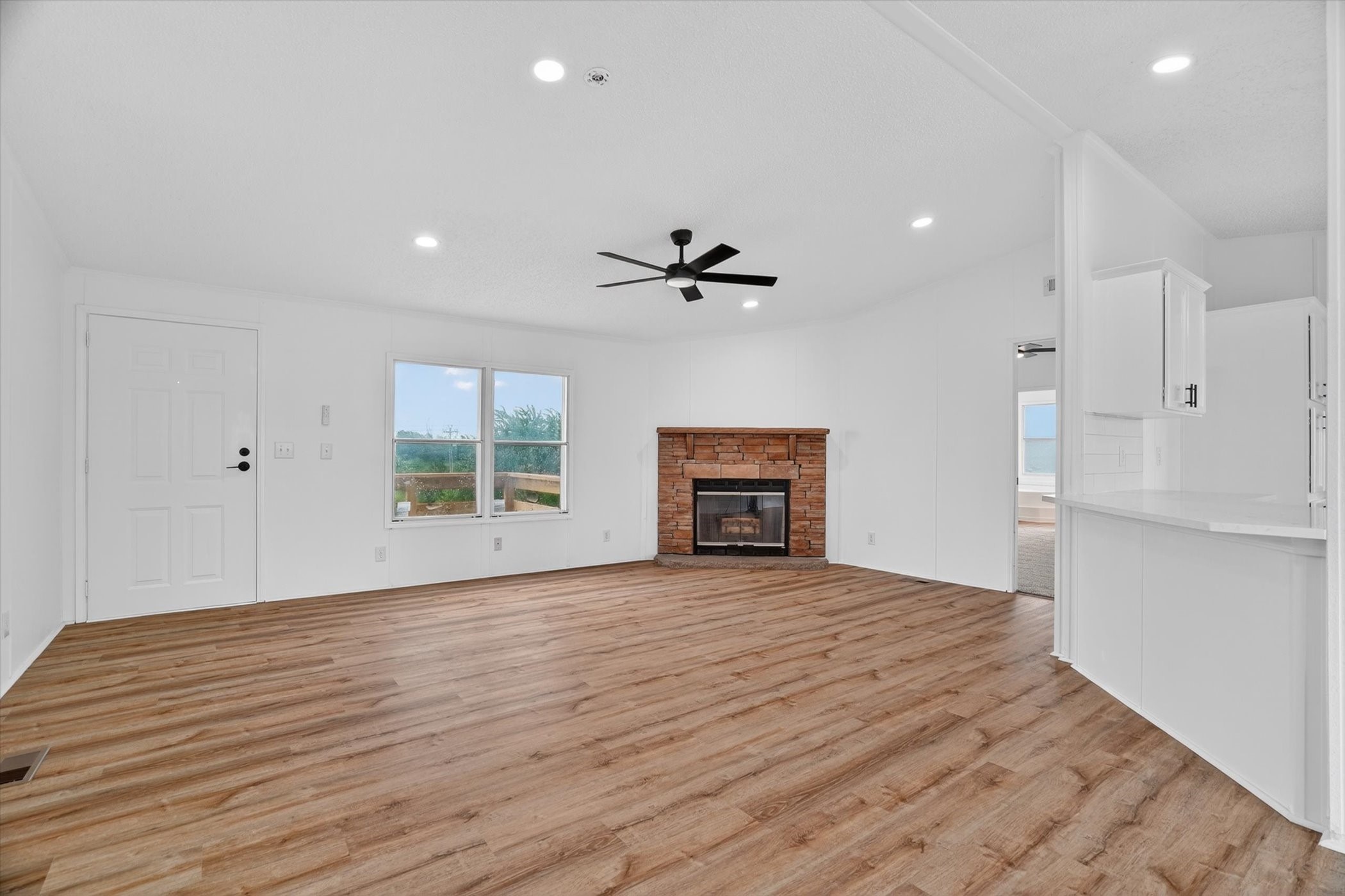 5803 Kentucky Street Joshua TX 76058