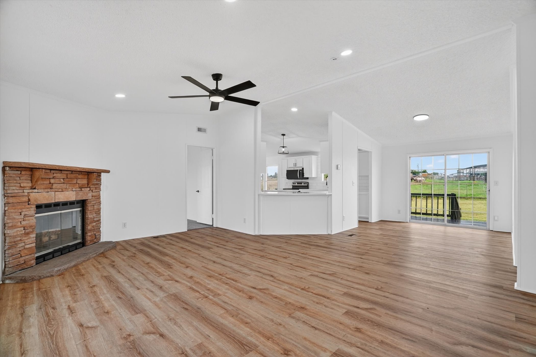 5803 Kentucky Street Joshua TX 76058