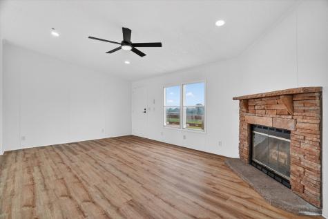 5803 Kentucky Street Joshua TX 76058