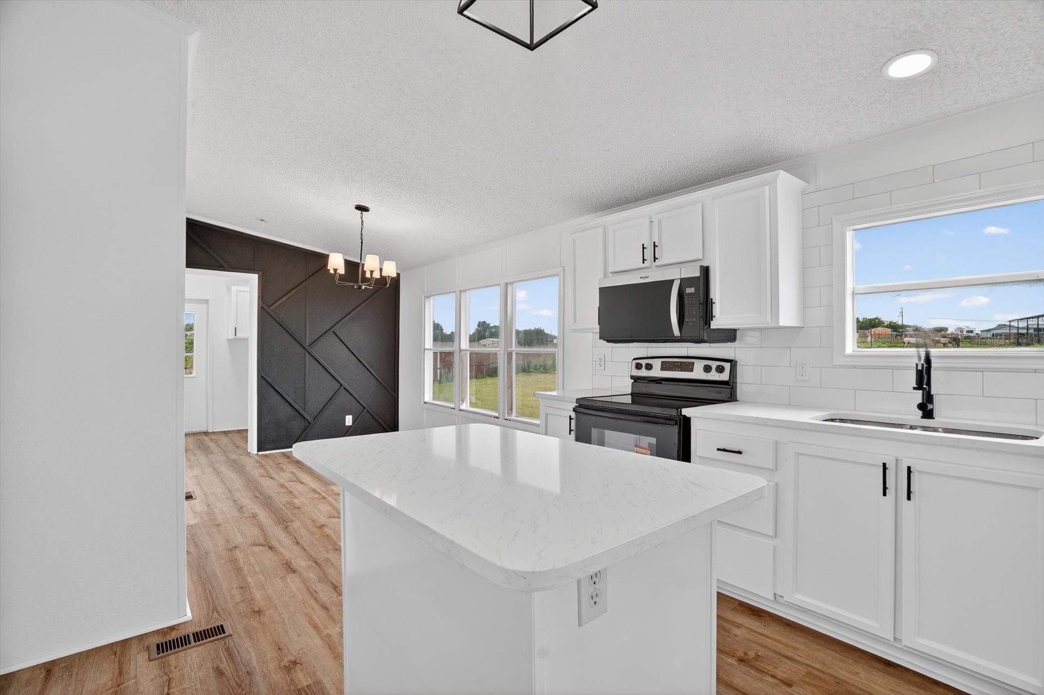 5803 Kentucky Street Joshua TX 76058
