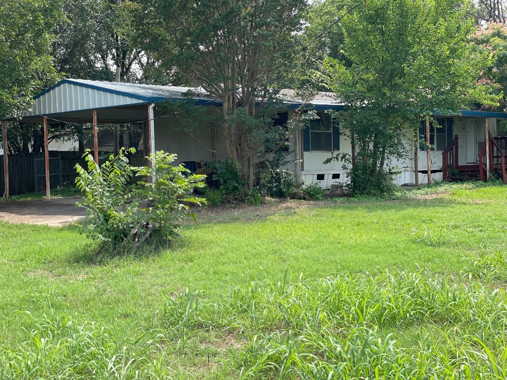 402 E College Avenue Alvarado TX 76009