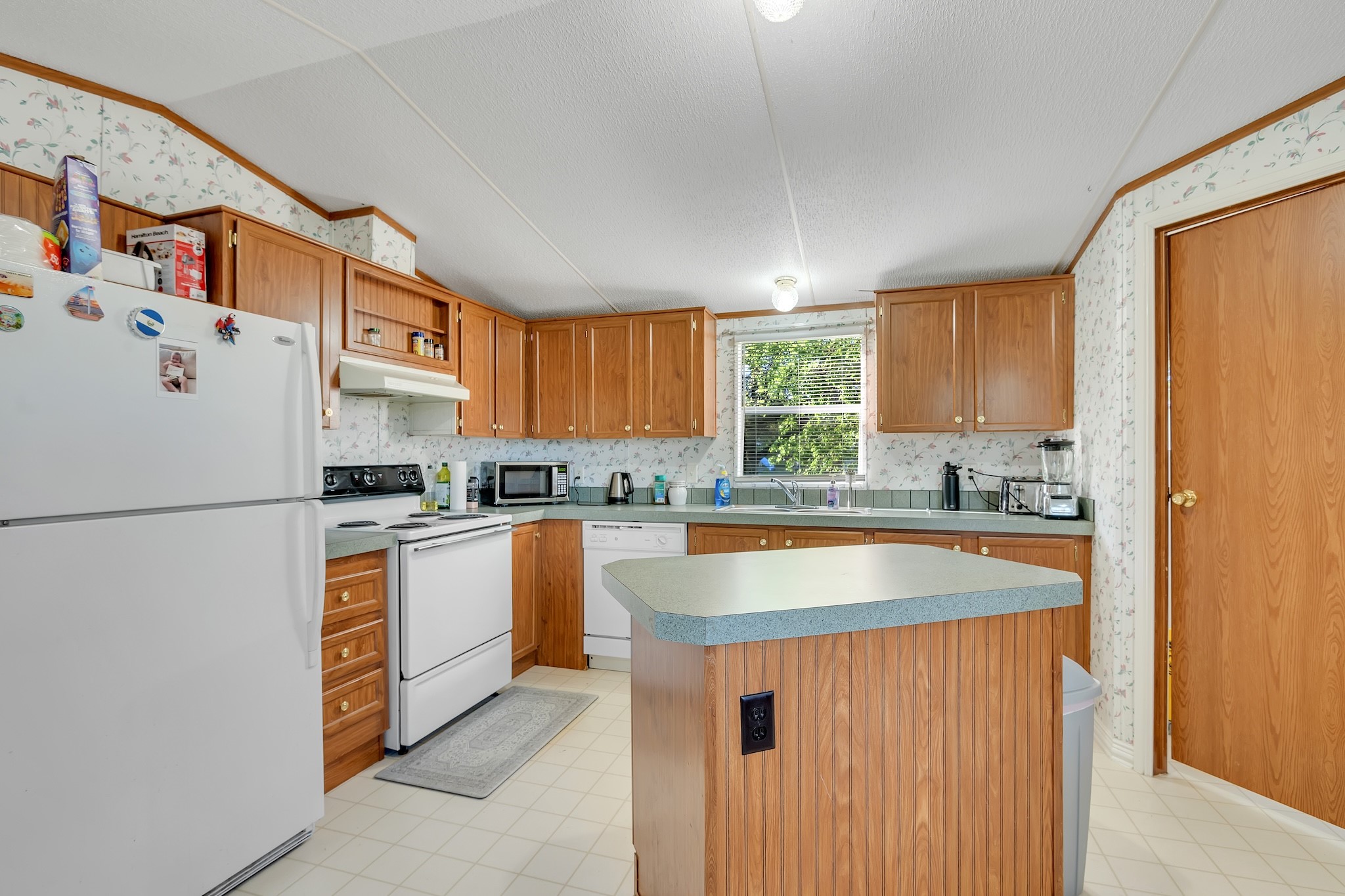 5 Lee Street Keene TX 76059